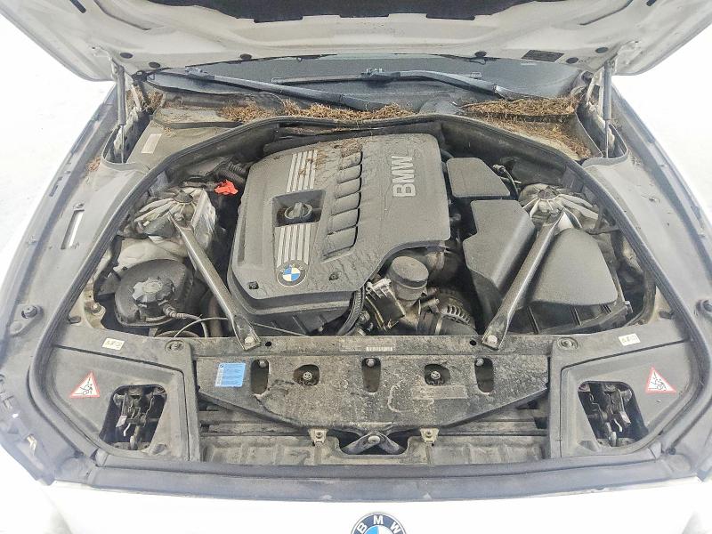 Photo 11 from auction – 2011 BMW 528 I with VIN WBAFR1C51BC260709