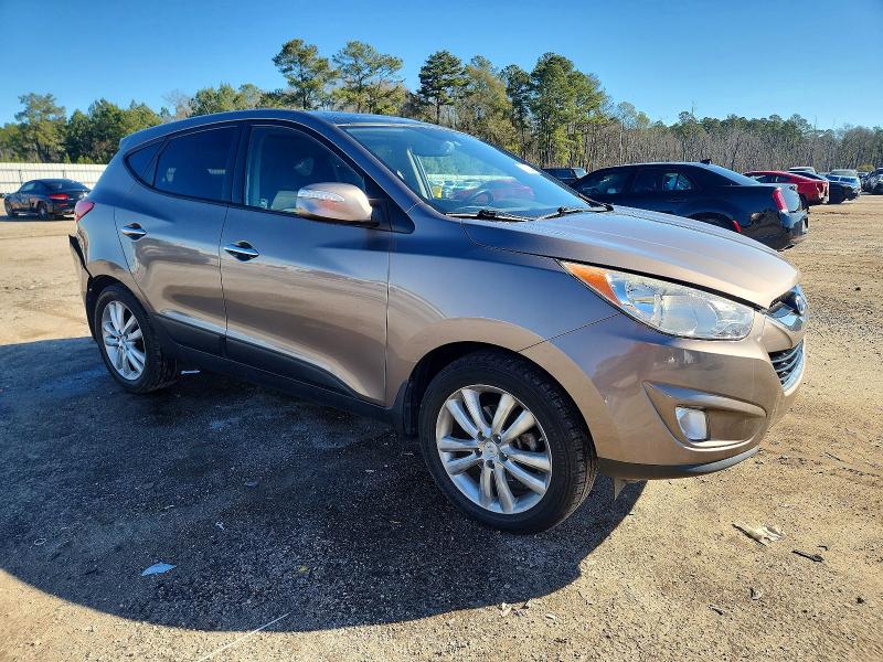 Photo 4 from auction – 2011 HYUNDAI TUCSON GLS with VIN KM8JUCAC0BU203934