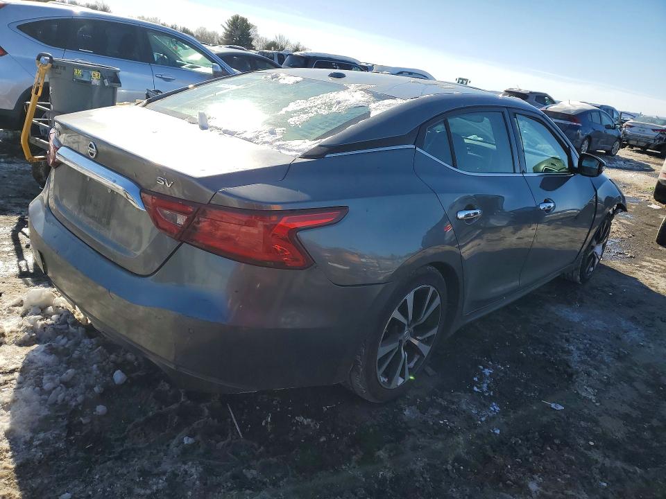 Photo 3 from auction – 2018 NISSAN MAXIMA with VIN 1N4AA6AP7JC360680