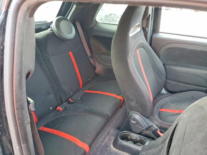 Photo 10 from auction – 2015 FIAT 500 ABARTH with VIN 3C3CFFFH3FT500178