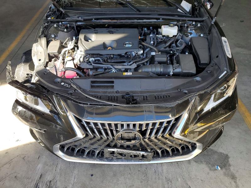 Photo 11 from auction – 2025 LEXUS ES with VIN 58ADA1C17SU075657