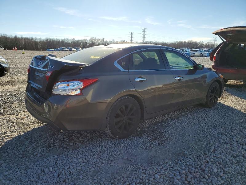 Photo 3 from auction – 2017 NISSAN ALTIMA 2.5 with VIN 1N4AL3AP1HC131897