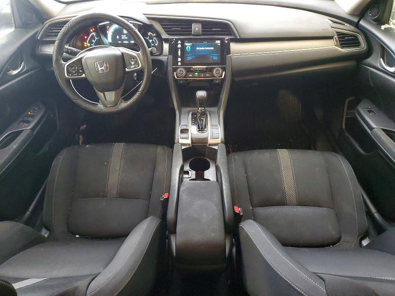 Photo 8 from auction – 2017 HONDA CIVIC LX with VIN 2HGFC2F60HH007595