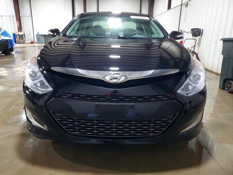 Photo 5 from auction – 2014 HYUNDAI SONATA HYB with VIN KMHEC4A48EA116582