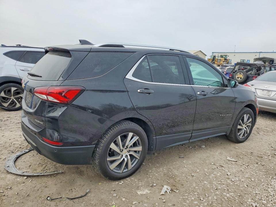 Photo 3 from auction – 2022 CHEVROLET EQUINOX PR with VIN 2GNAXNEV1N6131400
