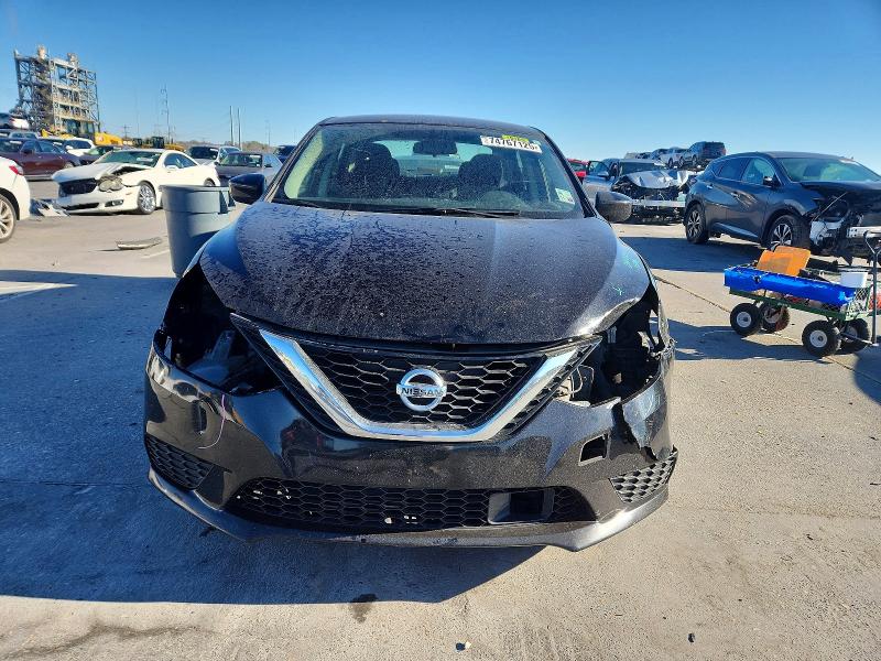 Photo 5 from auction – 2019 NISSAN SENTRA with VIN 3N1AB7AP4KY300185