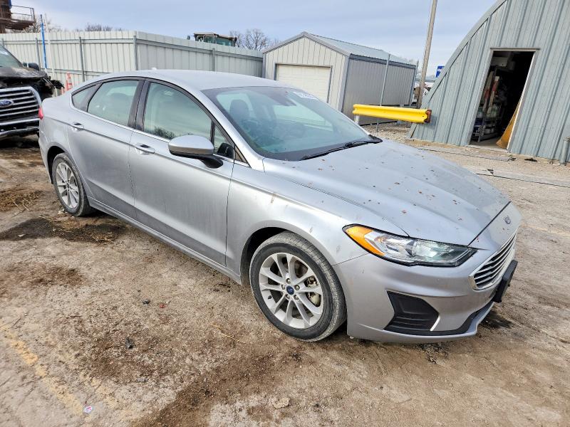 Photo 4 from auction – 2020 FORD FUSION SE with VIN 3FA6P0H77LR118547