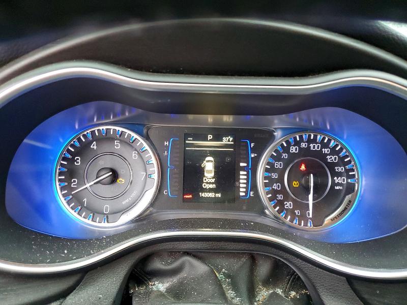 Photo 9 from auction – 2017 CHRYSLER 200 LX with VIN 1C3CCCFB2HN506589