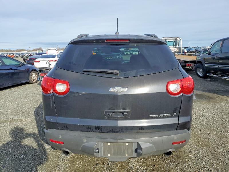 Photo 6 from auction – 2010 CHEVROLET TRAVERSE L with VIN 1GNLRFED0AJ219206