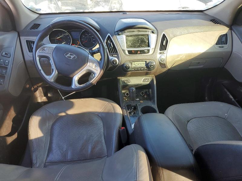 Photo 8 from auction – 2010 HYUNDAI TUCSON GLS with VIN KM8JU3AC4AU017828
