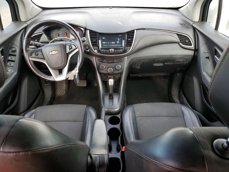 Photo 8 from auction – 2017 CHEVROLET TRAX with VIN 3GNCJLSBXHL257022