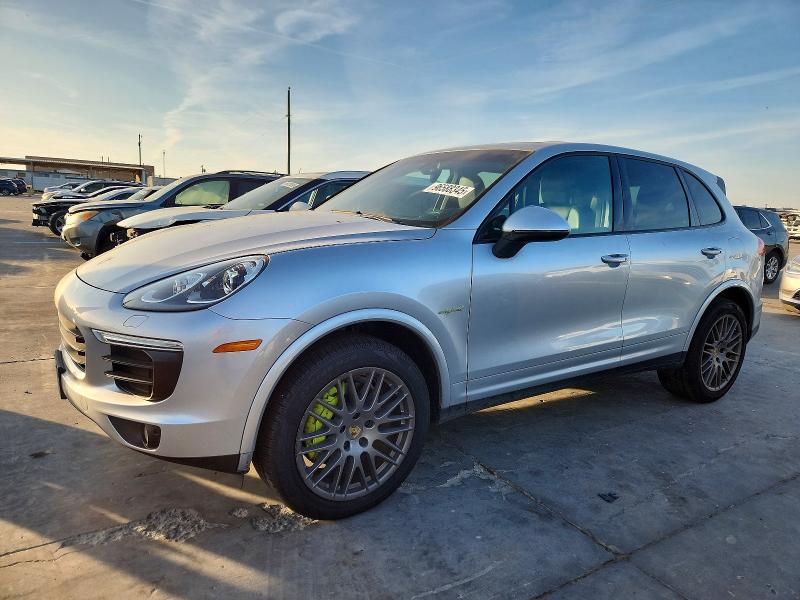 PORSCHE CAYENNE SE 2017 with VIN WP1AE2A2XHLA70857 - Photo from auction