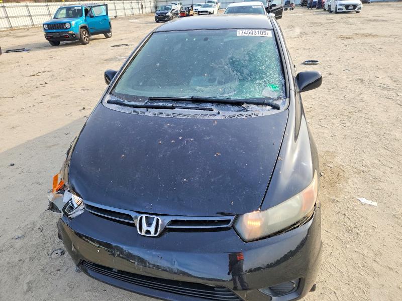 Photo 5 from auction – 2008 HONDA CIVIC LX with VIN 2HGFG12698H565885