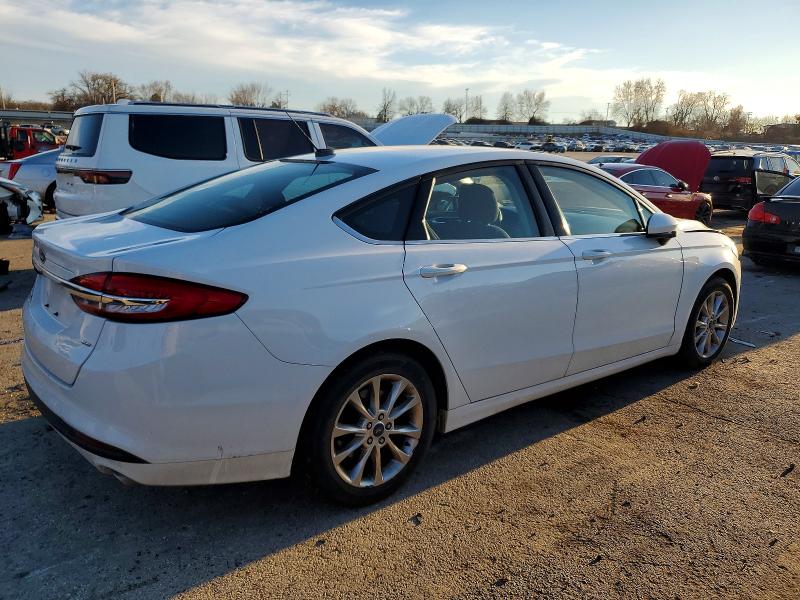 Photo 3 from auction – 2017 FORD FUSION SE with VIN 3FA6P0H74HR185095