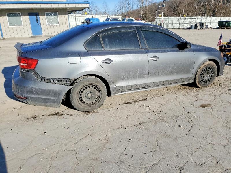 Photo 3 from auction – 2015 VOLKSWAGEN JETTA with VIN 3VW2K7AJ2FM417142