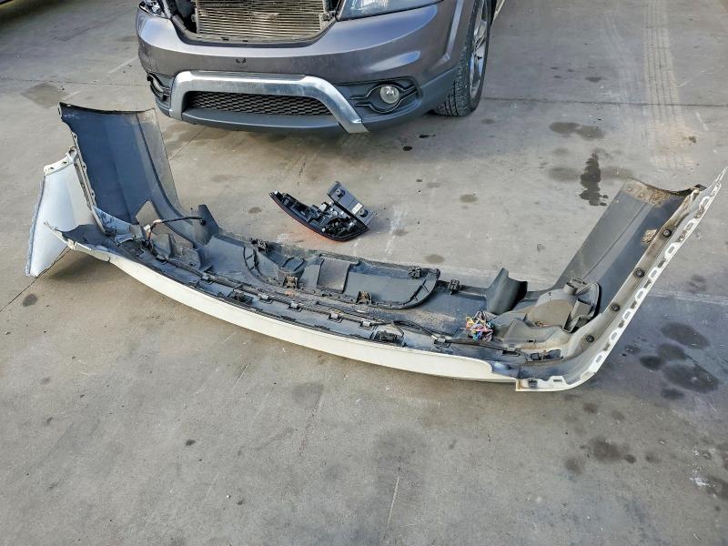 Photo 13 from auction – 2017 HONDA PILOT TOUR with VIN 5FNYF6H9XHB064762
