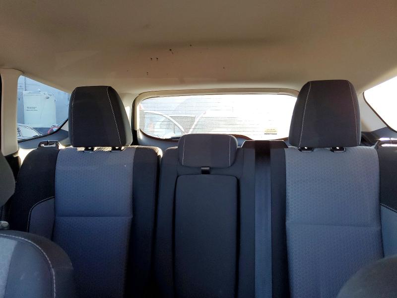 Photo 10 from auction – 2018 FORD ESCAPE SE with VIN 1FMCU9GDXJUB98302