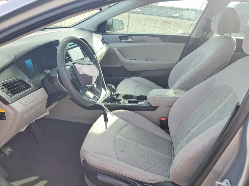 Photo 7 from auction – 2017 HYUNDAI SONATA SE with VIN 5NPE24AF5HH471733