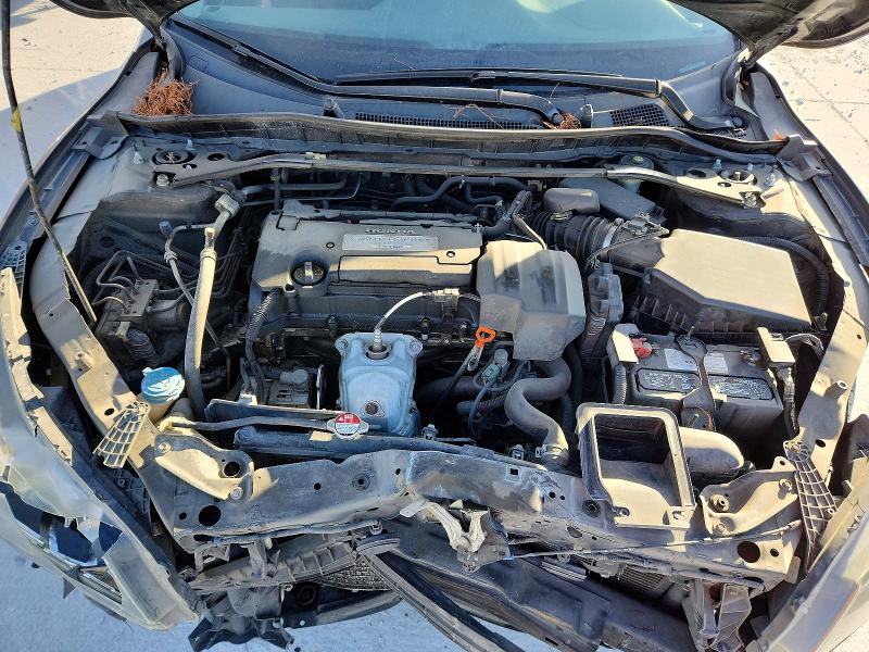 Photo 11 from auction – 2013 HONDA ACCORD with VIN 1HGCR2F53DA210949