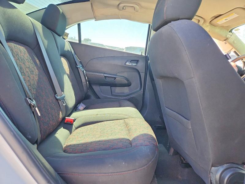 Photo 10 from auction – 2020 CHEVROLET SONIC with VIN 1G1JD5SB5L4135422