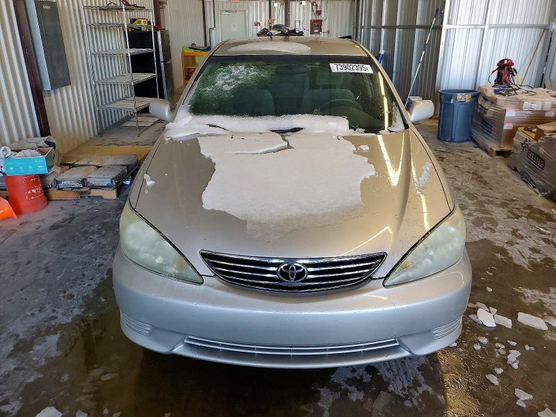 Photo 5 from auction – 2005 TOYOTA CAMRY LE with VIN 4T1BE32K75U550270