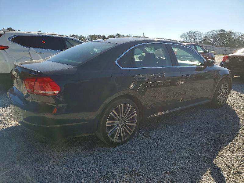 Photo 3 from auction – 2015 VOLKSWAGEN PASSAT with VIN 1VWBT7A34FC094535