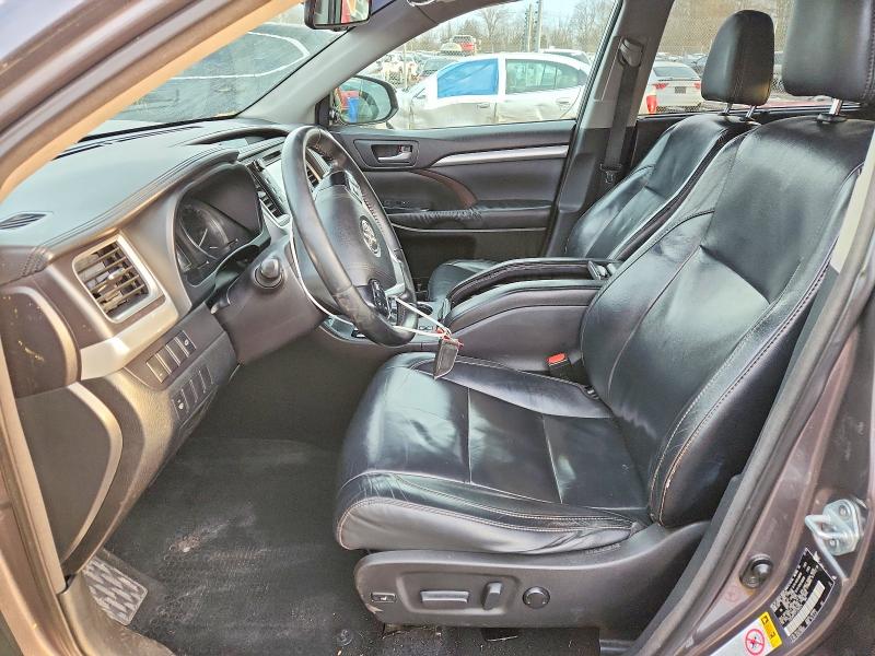 Photo 7 from auction – 2015 TOYOTA HIGHLANDER with VIN 5TDJKRFH7FS184374