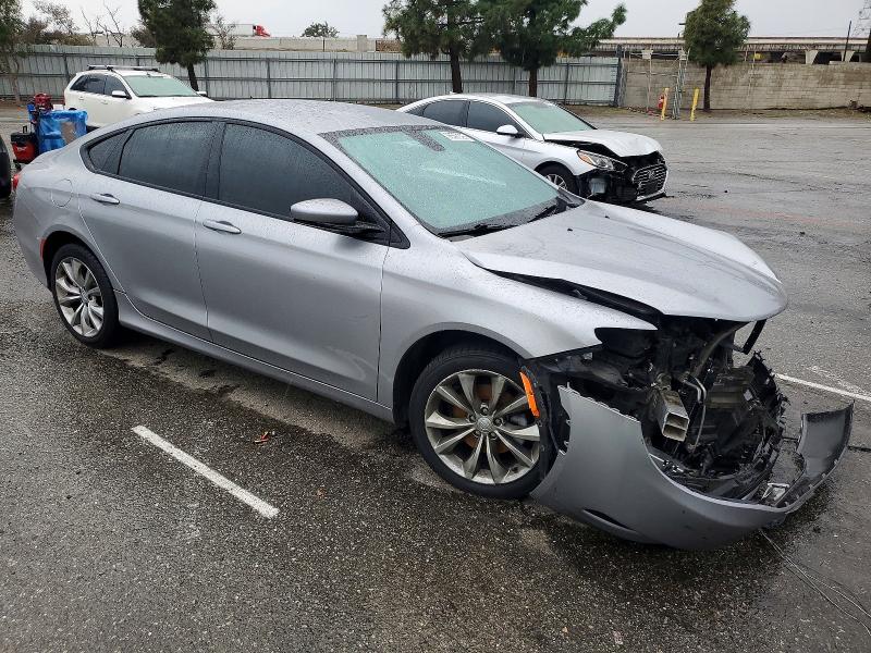 Photo 4 from auction – 2015 CHRYSLER 200 with VIN 1C3CCCBB2FN681833