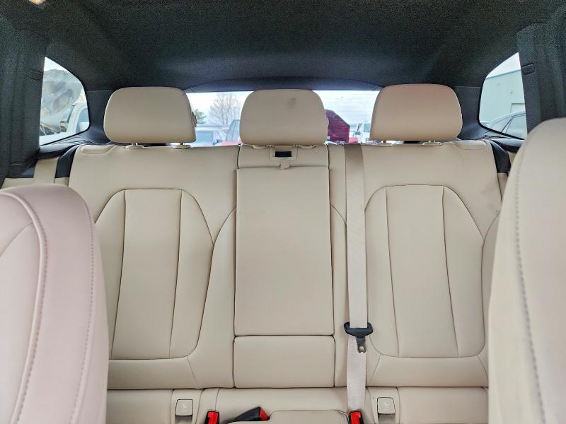 Photo 10 from auction – 2019 BMW X3 with VIN 5UXTR9C54KLE13735