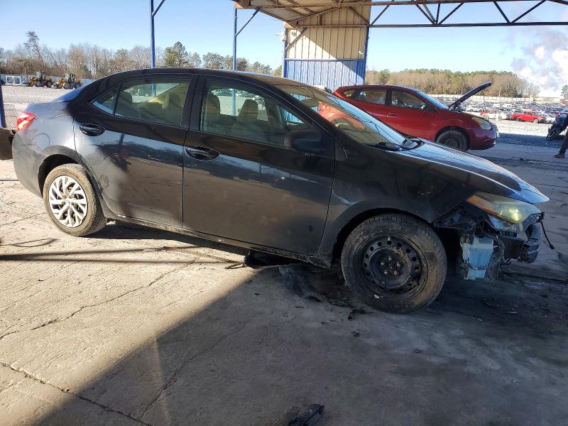 Photo 4 from auction – 2018 TOYOTA COROLLA with VIN 5YFBURHE8JP765028