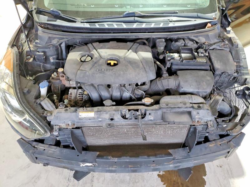 Photo 11 from auction – 2011 HYUNDAI ELANTRA GL with VIN 5NPDH4AE3BH017778