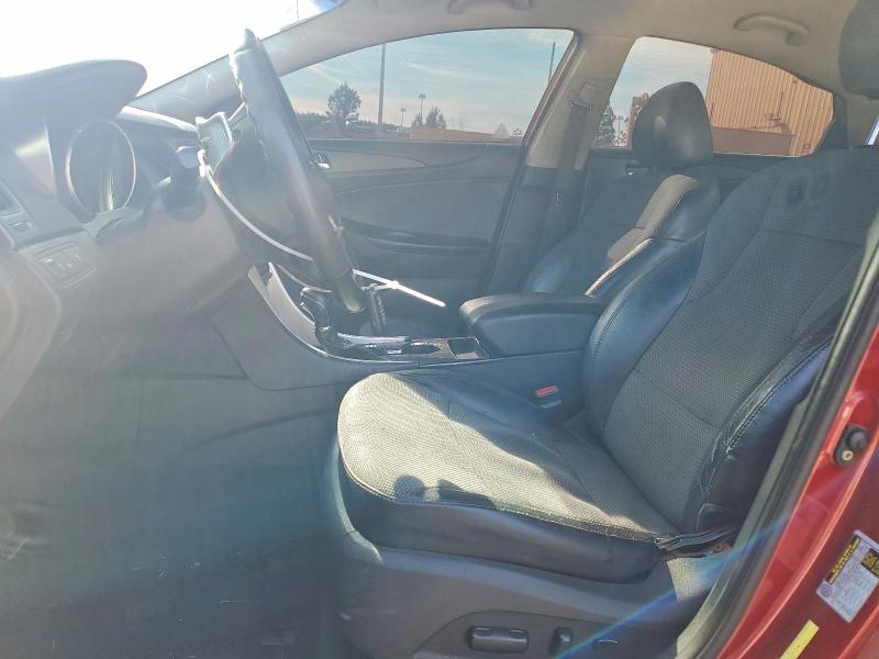 Photo 7 from auction – 2011 HYUNDAI SONATA SE with VIN 5NPEC4AC6BH256081