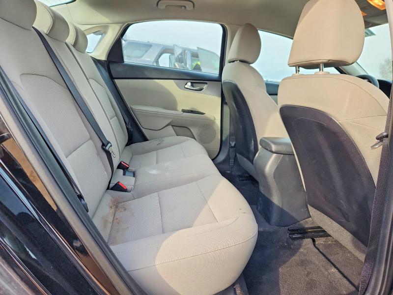 Photo 10 from auction – 2019 KIA FORTE FE with VIN 3KPF24AD5KE130962
