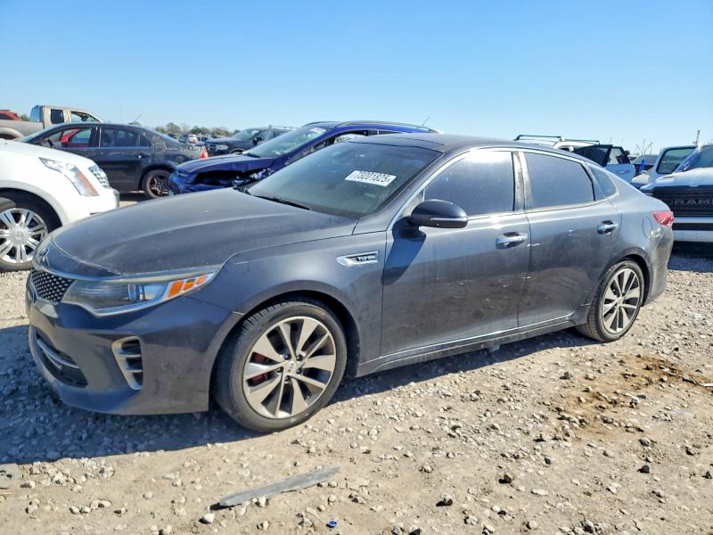 KIA OPTIMA 2016 with VIN 5XXGW4L21GG078930 - Photo from auction