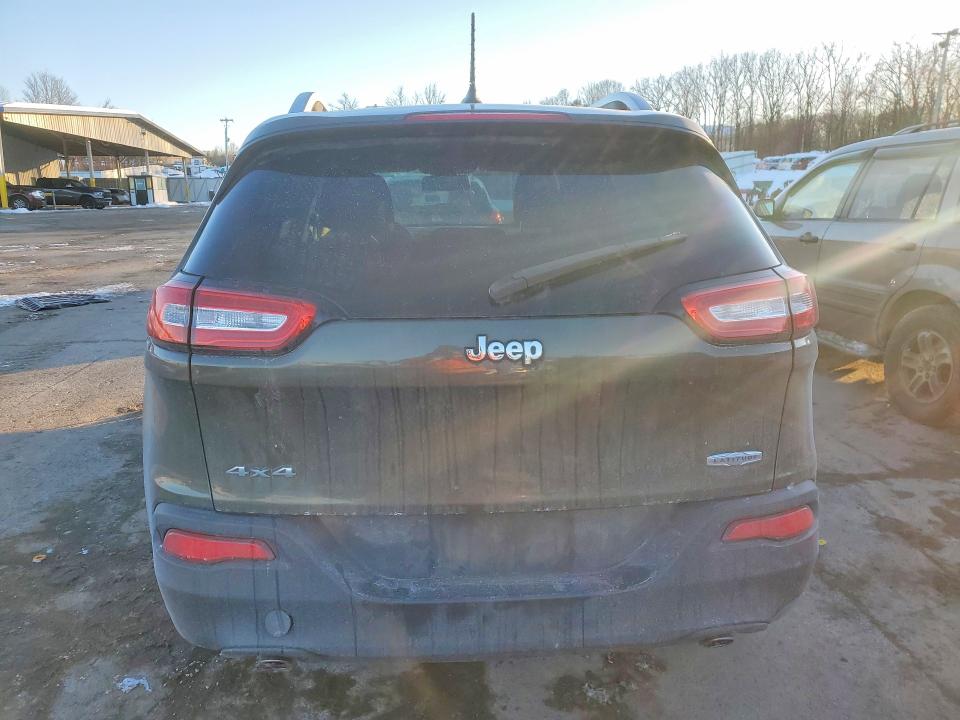 Photo 6 from auction – 2014 JEEP CHEROKEE with VIN 1C4PJMCS4EW211836