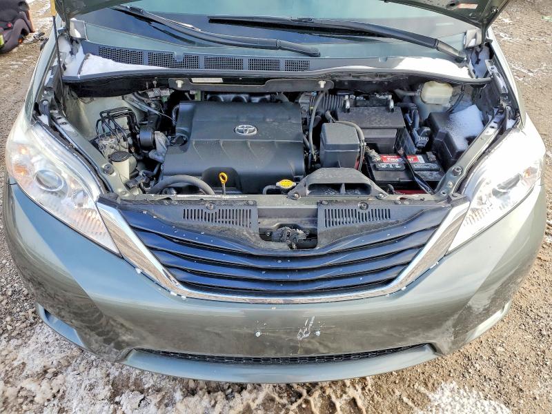 صورة رقم 12 من المزاد - 2011 TOYOTA SIENNA مع VIN 5TDKK3DC0BS124780