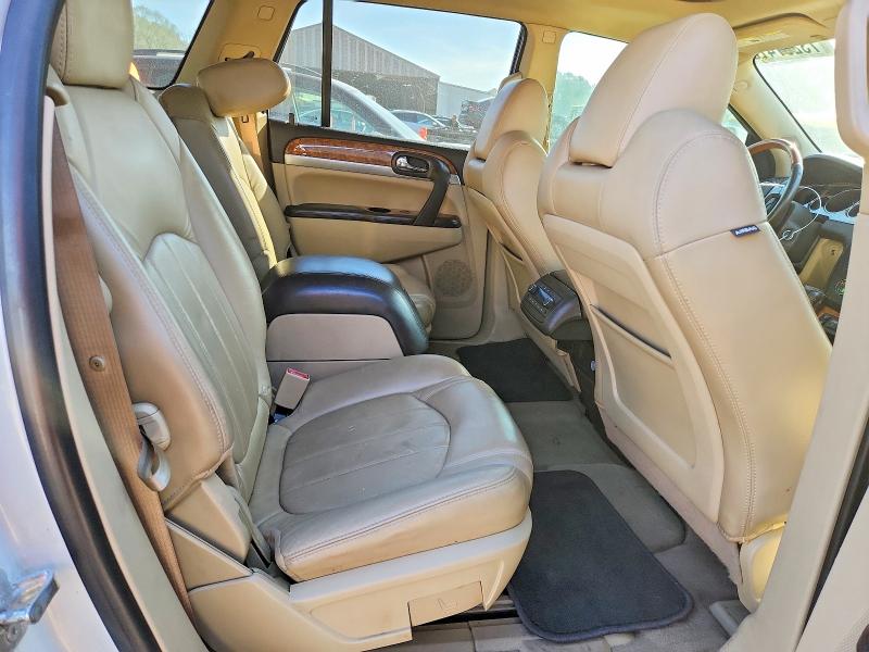 Photo 11 from auction – 2011 BUICK ENCLAVE CX with VIN 5GAKRCED2BJ374166