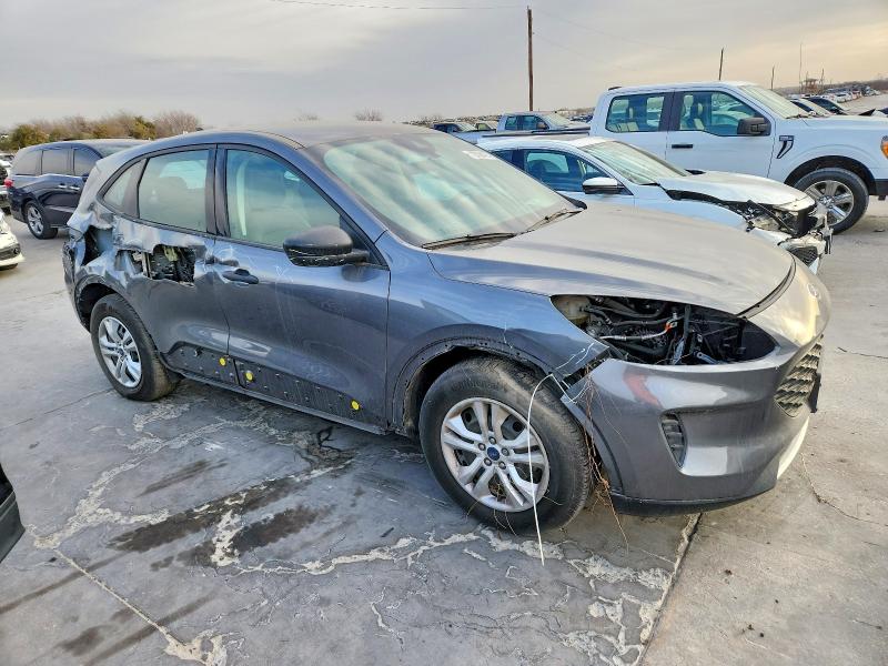 Foto 4 de la subasta – 2022 FORD ESCAPE con VIN 1FMCU0F69NUB47829