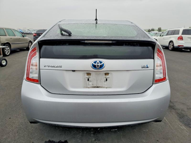 Photo 6 from auction – 2015 TOYOTA PRIUS with VIN JTDKN3DU3F1990511