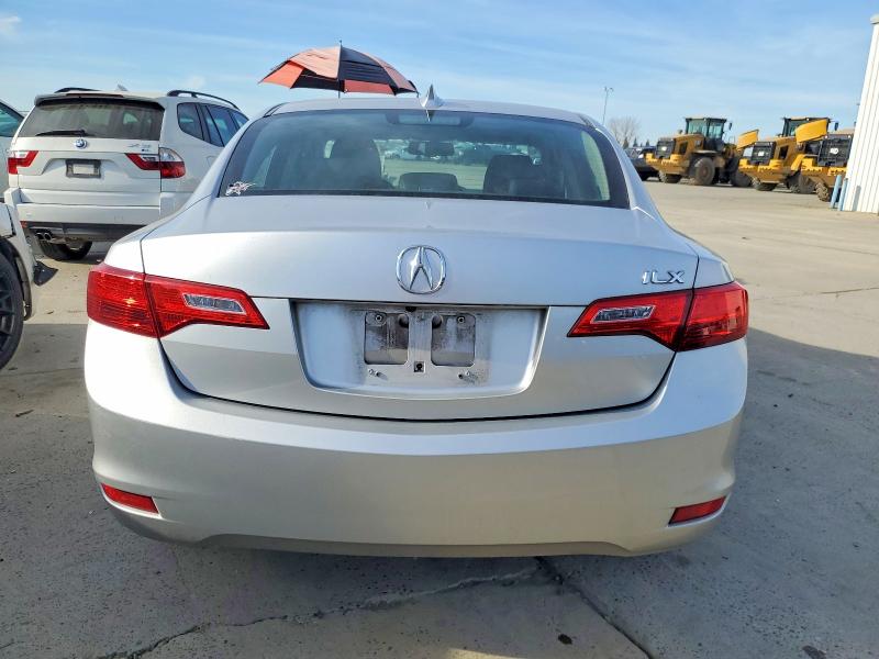 Photo 6 from auction – 2013 ACURA ILX 20 TEC with VIN 19VDE1F73DE010346
