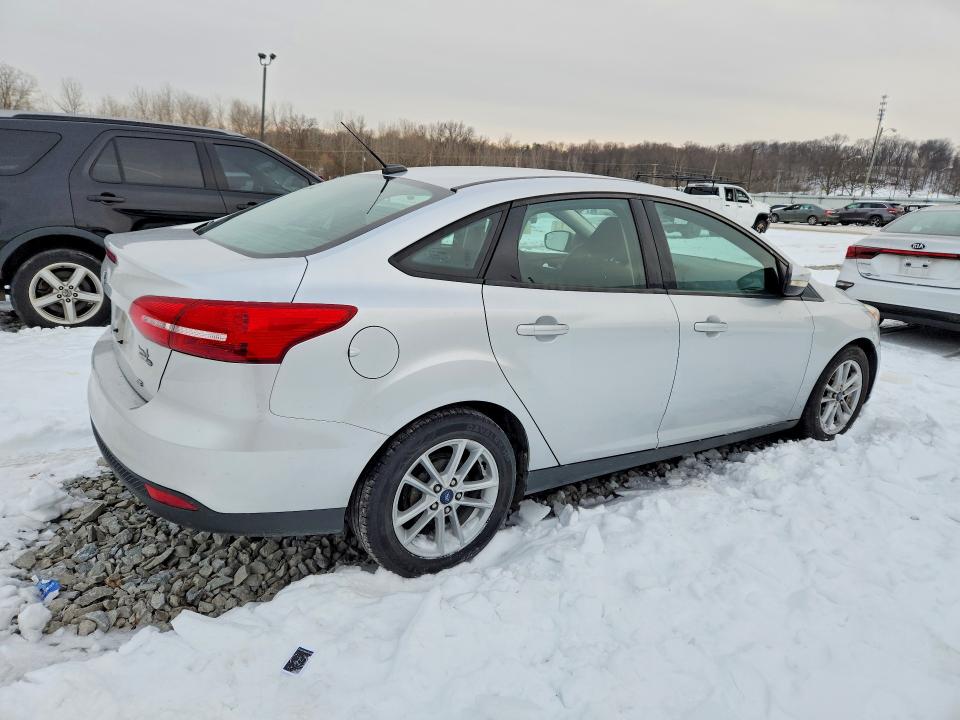 Photo 3 from auction – 2017 FORD FOCUS with VIN 1FADP3F21HL276159
