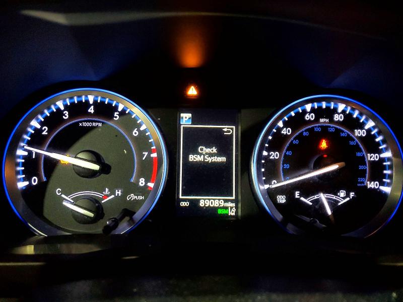 Photo 9 from auction – 2017 TOYOTA HIGHLANDER with VIN 5TDDZRFH9HS371711