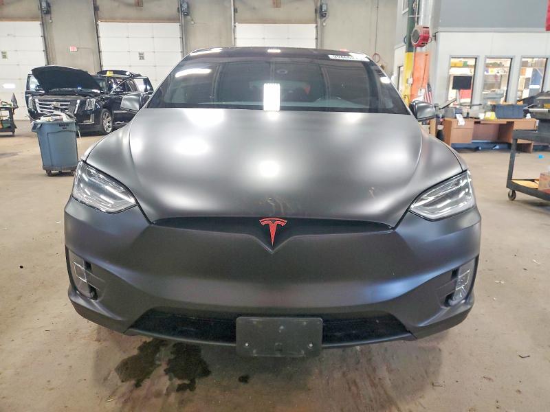 Photo 5 from auction – 2017 TESLA MODEL X with VIN 5YJXCBE24HF044513