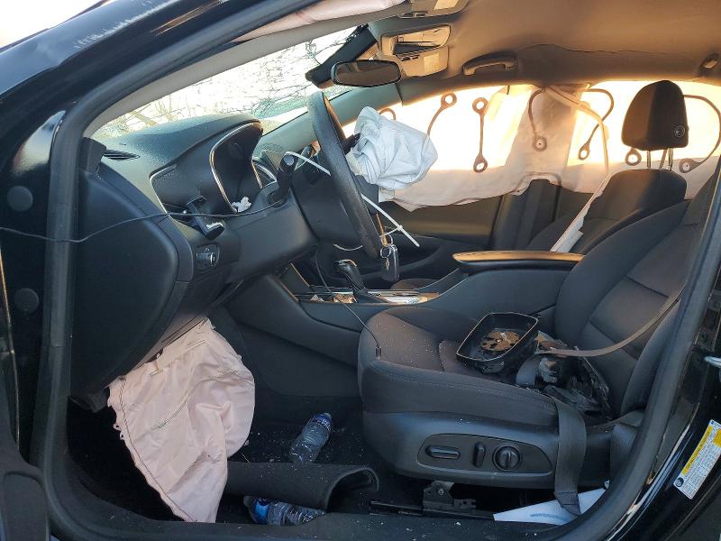 Photo 7 from auction – 2020 CHEVROLET MALIBU with VIN 1G1ZD5ST3LF100720