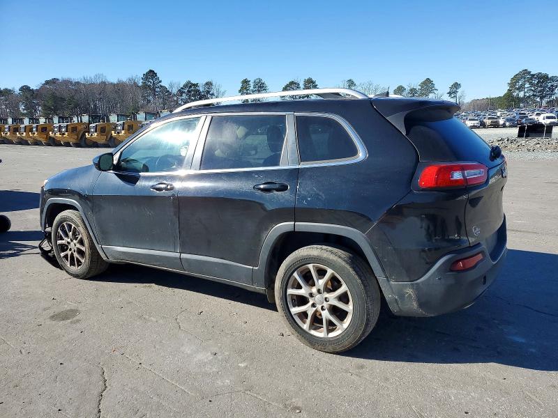 Photo 2 from auction – 2017 JEEP CHEROKEE L with VIN 1C4PJLCB6HW522733