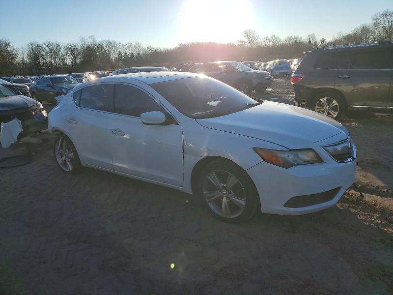 Photo 4 from auction – 2014 ACURA ILX 20 with VIN 19VDE1F30EE006365