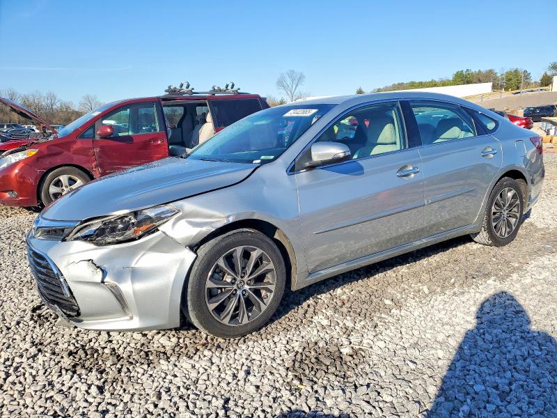 TOYOTA AVALON 2016 with VIN 4T1BK1EBXGU206220 - Photo from auction