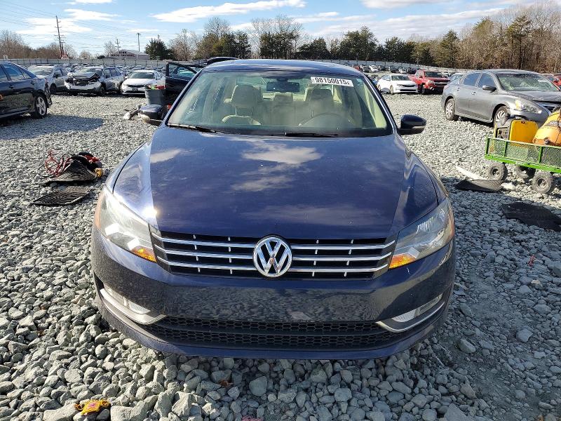 Foto 5 de la subasta – 2015 VOLKSWAGEN PASSAT con VIN 1VWCS7A35FC018880