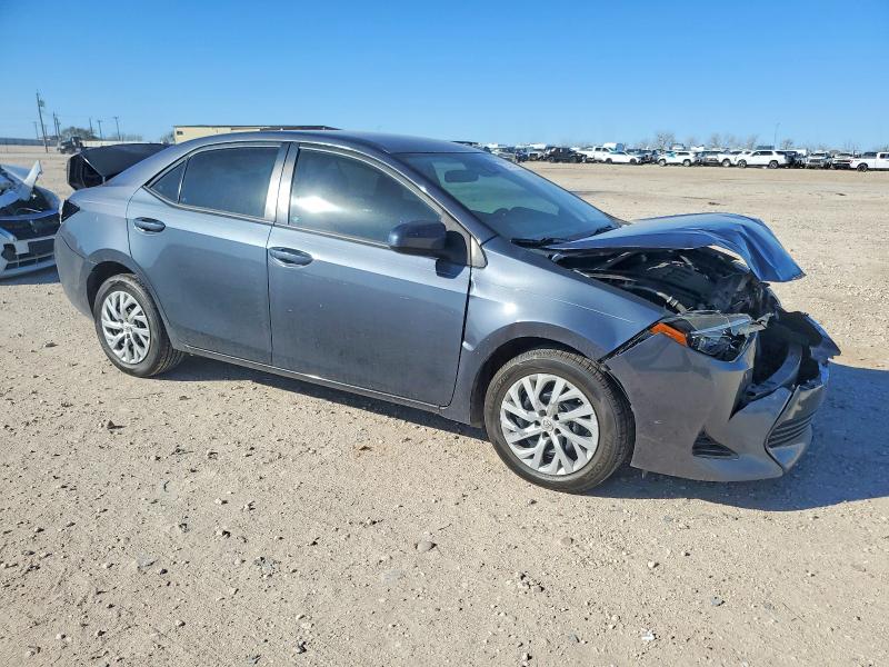 Photo 4 from auction – 2017 TOYOTA COROLLA L with VIN 5YFBURHE6HP735374