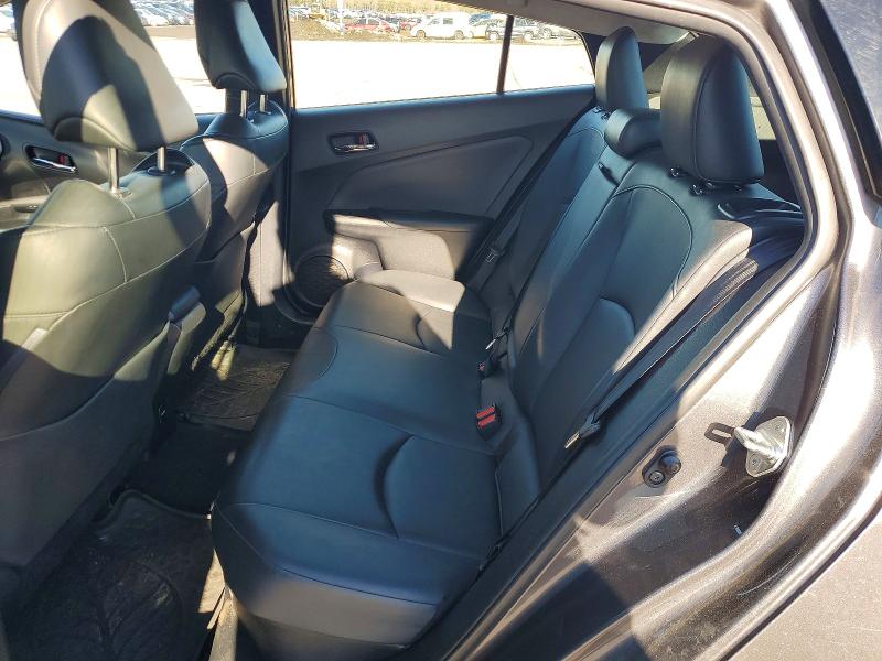 Photo 10 from auction – 2018 TOYOTA PRIUS with VIN JTDKARFU0J3549945